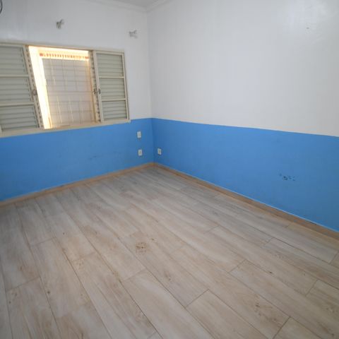 Casa à venda com 400m², 3 quartos e 10 vagasSuíte