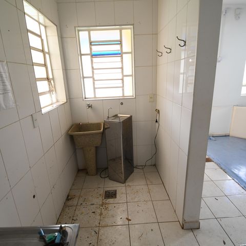 Casa à venda com 400m², 3 quartos e 10 vagasEdícula