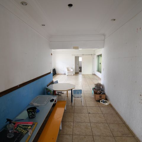 Casa à venda com 400m², 3 quartos e 10 vagasSala