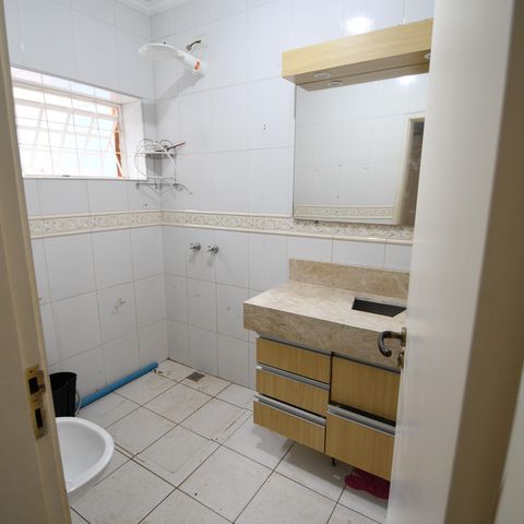 Casa à venda com 400m², 3 quartos e 10 vagasBanheiro da Suíte