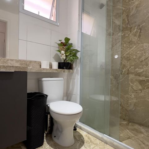 Apartamento à venda com 55m², 2 quartos e 1 vaga Apartamento à venda com 55m², 2 quartos e 1 vagaBanheiro da Suíte
