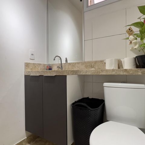 Apartamento à venda com 55m², 2 quartos e 1 vaga Apartamento à venda com 55m², 2 quartos e 1 vagaBanheiro da Suíte
