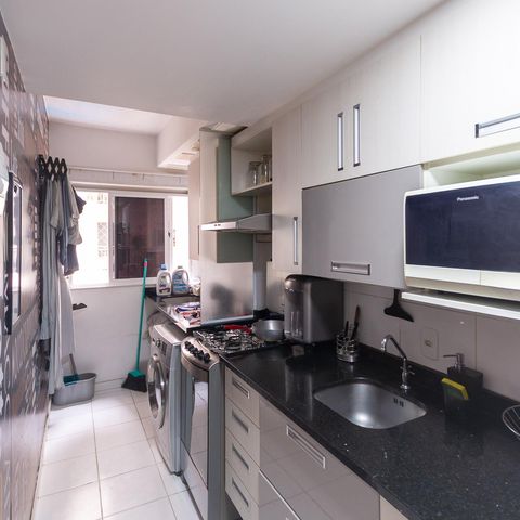 Apartamento à venda com 62m², 2 quartos e 1 vagaCozinha e Área de Serviço