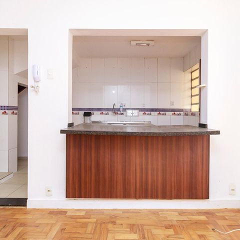 Casa à venda com 150m², 4 quartos e 1 vaga Casa à venda com 150m², 4 quartos e 1 vagaSala