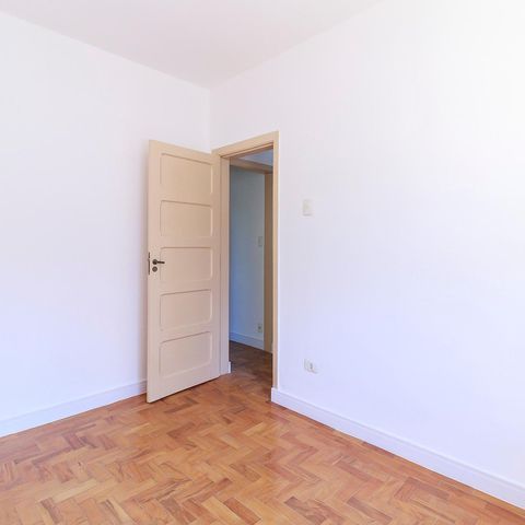 Casa à venda com 150m², 4 quartos e 1 vaga Casa à venda com 150m², 4 quartos e 1 vagaQuarto 4