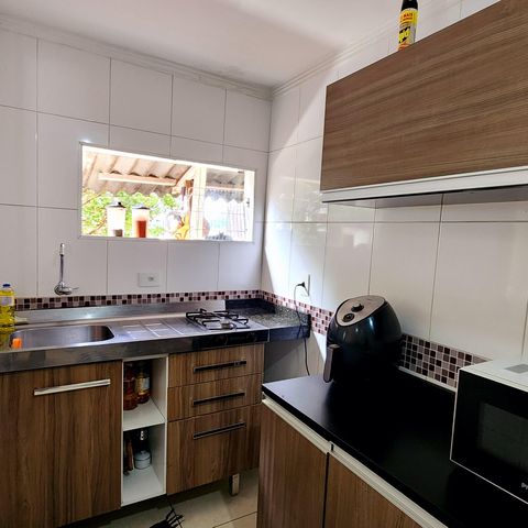 Casa à venda com 207m², 2 quartos e 2 vagas Casa à venda com 207m², 2 quartos e 2 vagasCozinha