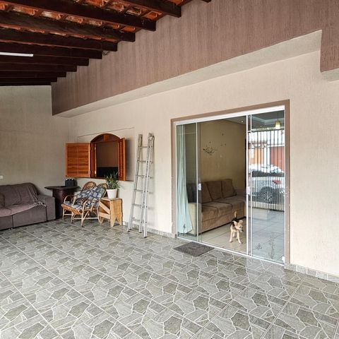 Casa à venda com 207m², 2 quartos e 2 vagas Casa à venda com 207m², 2 quartos e 2 vagasGaragem