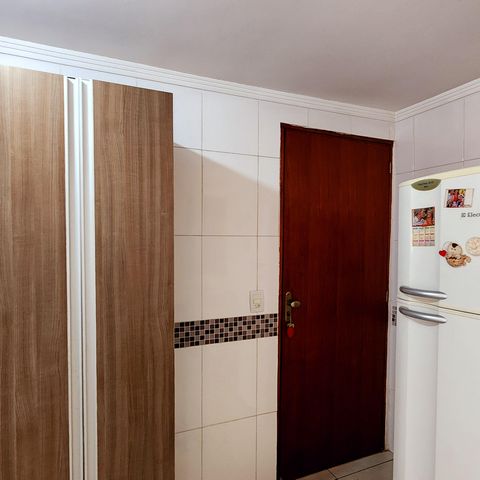 Casa à venda com 207m², 2 quartos e 2 vagas Casa à venda com 207m², 2 quartos e 2 vagasCozinha