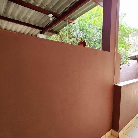 Casa à venda com 207m², 2 quartos e 2 vagas Casa à venda com 207m², 2 quartos e 2 vagasVaranda