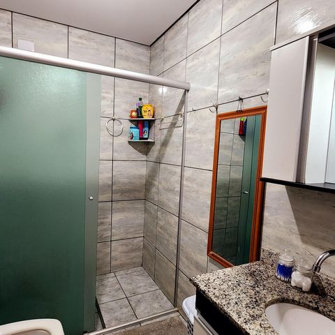 Casa à venda com 207m², 2 quartos e 2 vagas Casa à venda com 207m², 2 quartos e 2 vagasBanheiro