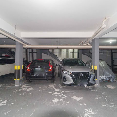 Casa de condomínio à venda com 180m², 3 quartos e 2 vagas Casa de condomínio à venda com 180m², 3 quartos e 2 vagasGaragem