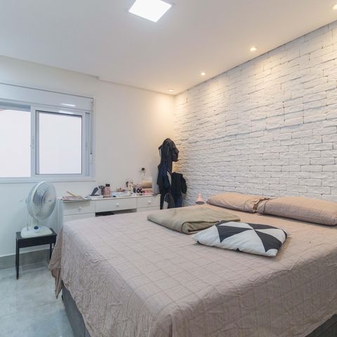 Casa de condomínio à venda com 180m², 3 quartos e 2 vagas Casa de condomínio à venda com 180m², 3 quartos e 2 vagasSuíte 2
