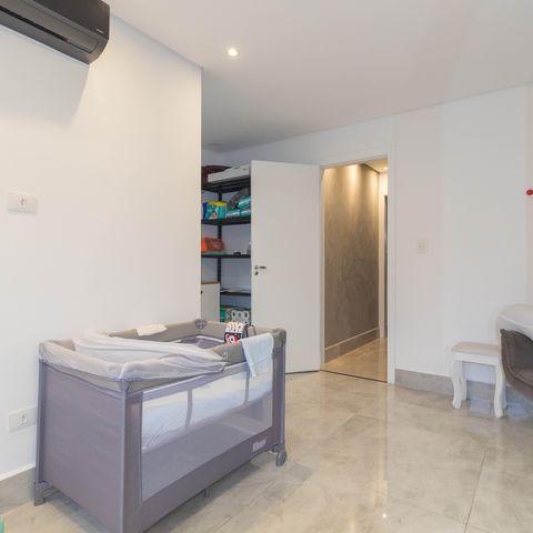 Casa de condomínio à venda com 180m², 3 quartos e 2 vagas Casa de condomínio à venda com 180m², 3 quartos e 2 vagasSuíte 1
