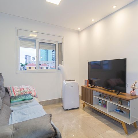 Casa de condomínio à venda com 180m², 3 quartos e 2 vagas Casa de condomínio à venda com 180m², 3 quartos e 2 vagasSuíte 3