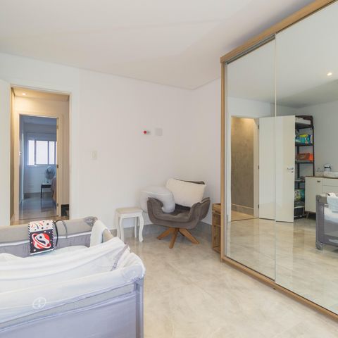 Casa de condomínio à venda com 180m², 3 quartos e 2 vagas Casa de condomínio à venda com 180m², 3 quartos e 2 vagasSuíte 1