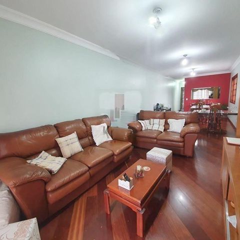 Casa à venda com 190m², 3 quartos e 3 vagas