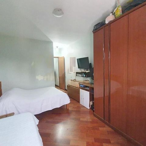 Casa à venda com 190m², 3 quartos e 3 vagas