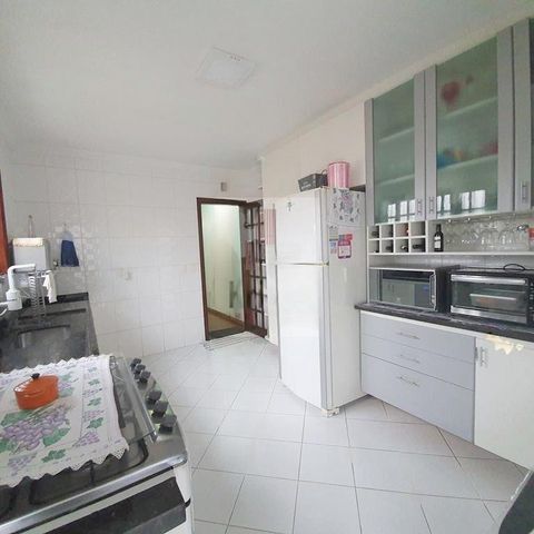 Casa à venda com 190m², 3 quartos e 3 vagas