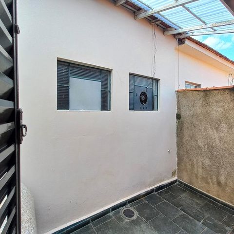 Casa à venda com 156m², 3 quartos e 4 vagas Casa à venda com 156m², 3 quartos e 4 vagasVista da suíte