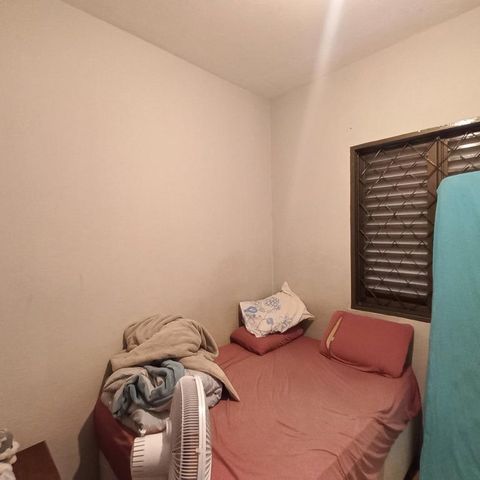 Casa à venda com 156m², 3 quartos e 4 vagas Casa à venda com 156m², 3 quartos e 4 vagasQuarto 2