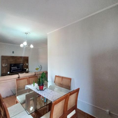 Casa à venda com 156m², 3 quartos e 4 vagas Casa à venda com 156m², 3 quartos e 4 vagasSala de Jantar