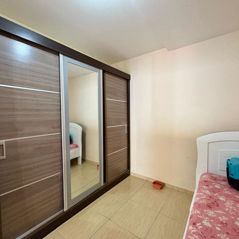 Casa à venda com 259m², 6 quartos e 2 vagas Casa à venda com 259m², 6 quartos e 2 vagasCasa 2- Quarto