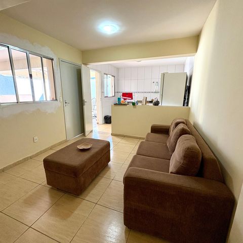 Casa à venda com 259m², 6 quartos e 2 vagas Casa à venda com 259m², 6 quartos e 2 vagasCasa 2-Sala