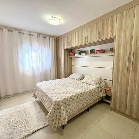 Casa à venda com 259m², 6 quartos e 2 vagas Casa à venda com 259m², 6 quartos e 2 vagasSuíte 2