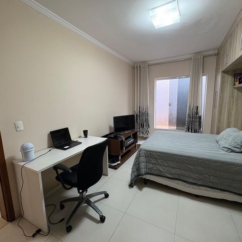 Casa à venda com 259m², 6 quartos e 2 vagasQuarto 1