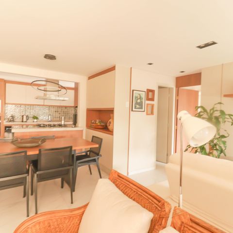 Apartamento à venda com 110m², 3 quartos e 3 vagas Apartamento à venda com 110m², 3 quartos e 3 vagasSala
