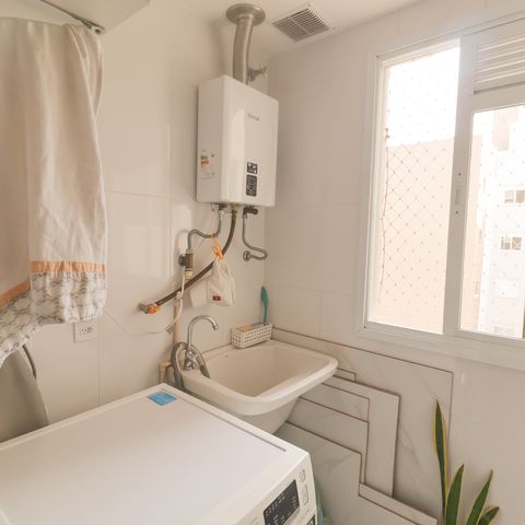 Apartamento à venda com 110m², 3 quartos e 3 vagas Apartamento à venda com 110m², 3 quartos e 3 vagasCozinha e Área de Serviço