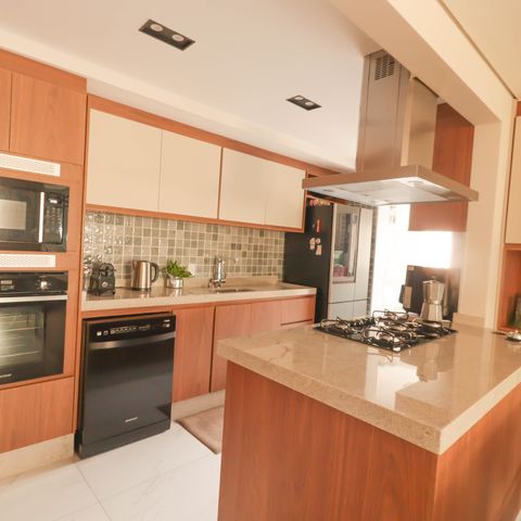 Apartamento à venda com 110m², 3 quartos e 3 vagas Apartamento à venda com 110m², 3 quartos e 3 vagasCozinha e Área de Serviço