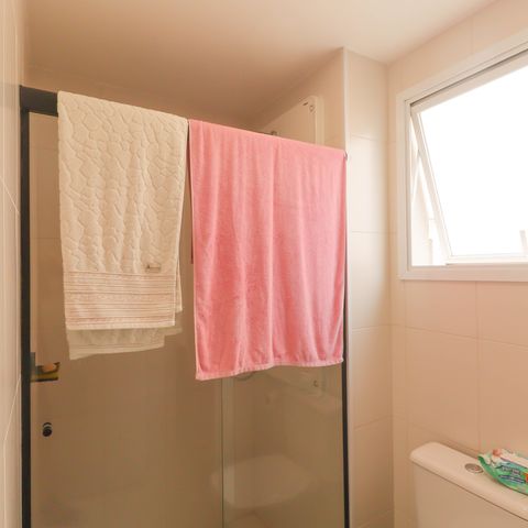 Apartamento à venda com 110m², 3 quartos e 3 vagas Apartamento à venda com 110m², 3 quartos e 3 vagasBanheiro da Suíte 2