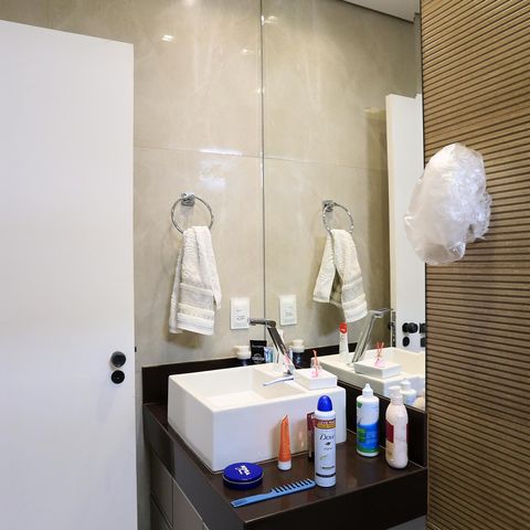 Apartamento à venda com 180m², 3 quartos e 2 vagas Apartamento à venda com 180m², 3 quartos e 2 vagasBanheiro