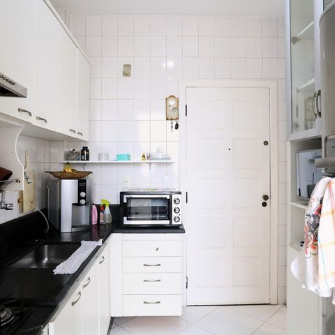 Apartamento à venda com 180m², 3 quartos e 2 vagas Apartamento à venda com 180m², 3 quartos e 2 vagasCozinha