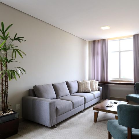 Apartamento à venda com 180m², 3 quartos e 2 vagas Apartamento à venda com 180m², 3 quartos e 2 vagasSala