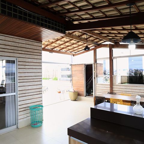Apartamento à venda com 180m², 3 quartos e 2 vagas Apartamento à venda com 180m², 3 quartos e 2 vagasCobertura