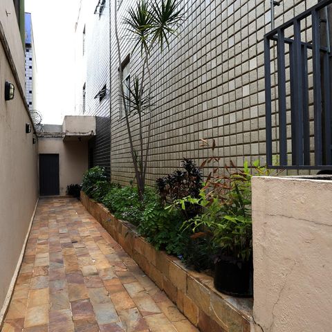 Apartamento à venda com 180m², 3 quartos e 2 vagas Apartamento à venda com 180m², 3 quartos e 2 vagasGaragem