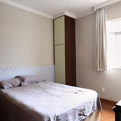 Apartamento à venda com 180m², 3 quartos e 2 vagas Apartamento à venda com 180m², 3 quartos e 2 vagasQuarto 2
