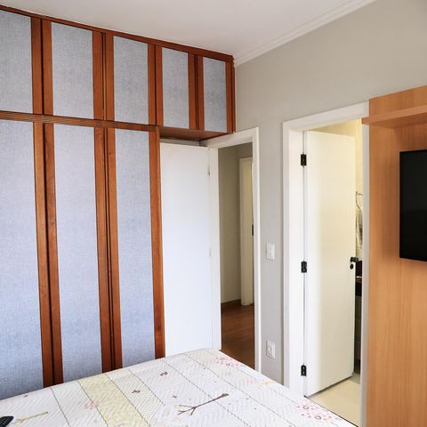 Apartamento à venda com 180m², 3 quartos e 2 vagas Apartamento à venda com 180m², 3 quartos e 2 vagasQuarto