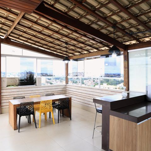 Apartamento à venda com 180m², 3 quartos e 2 vagas Apartamento à venda com 180m², 3 quartos e 2 vagasCobertura