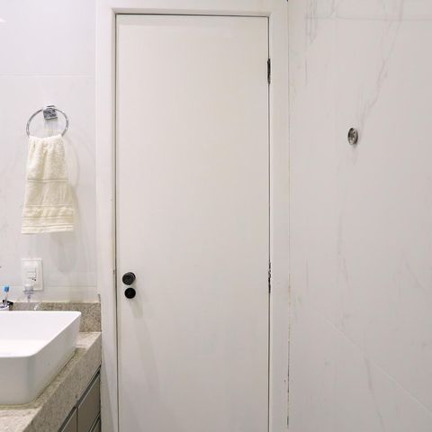 Apartamento à venda com 180m², 3 quartos e 2 vagas Apartamento à venda com 180m², 3 quartos e 2 vagasBanheiro