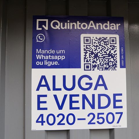 Apartamento à venda com 180m², 3 quartos e 2 vagas Apartamento à venda com 180m², 3 quartos e 2 vagasPlaca