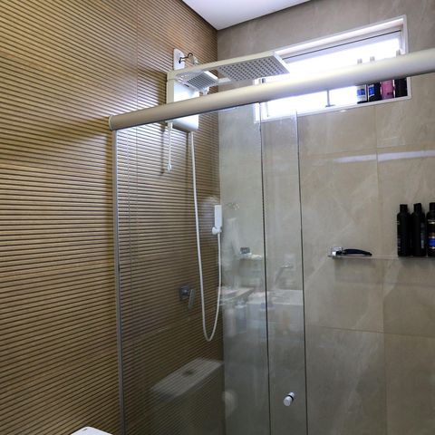 Apartamento à venda com 180m², 3 quartos e 2 vagas Apartamento à venda com 180m², 3 quartos e 2 vagasBanheiro