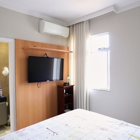 Apartamento à venda com 180m², 3 quartos e 2 vagas Apartamento à venda com 180m², 3 quartos e 2 vagasQuarto