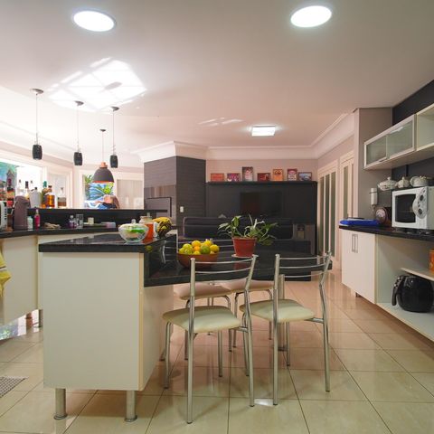 Casa à venda com 295m², 3 quartos e 3 vagasCozinha