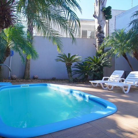 Casa à venda com 295m², 3 quartos e 3 vagasPiscina