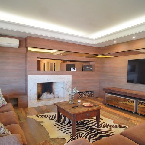 Casa à venda com 295m², 3 quartos e 3 vagasSala