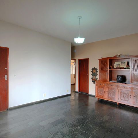 Casa à venda com 431m², 4 quartos e 1 vagaSala de Jantar
