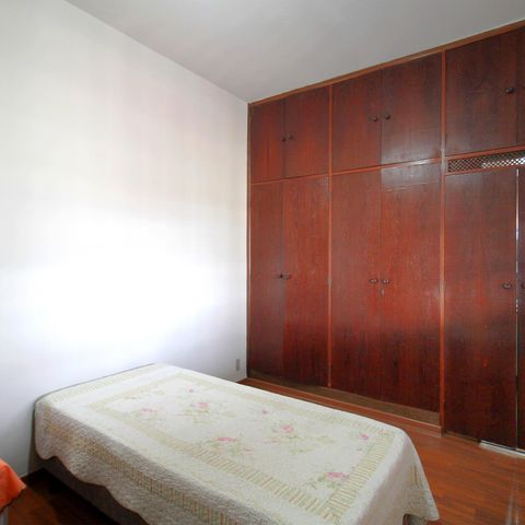 Casa à venda com 431m², 4 quartos e 1 vagaSuite